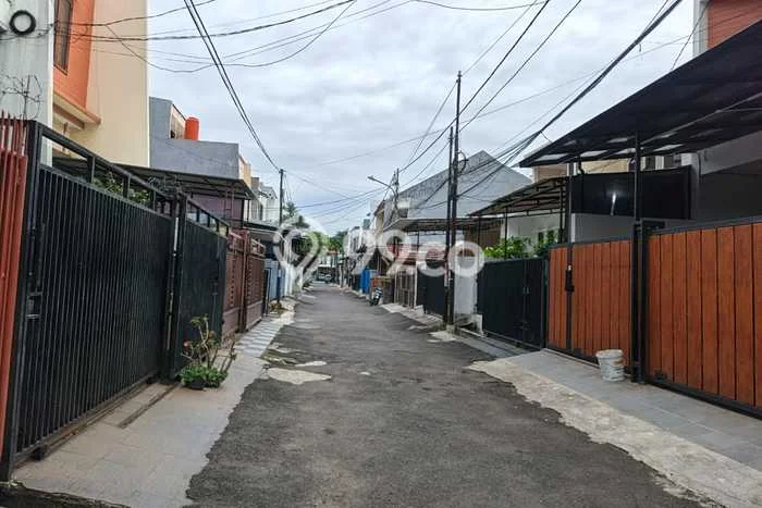 Rumah Strategis Modern Lb 140m2 di Kelapa Gading, Jakarta Utara Rumah Strategis Modern Lb 140m2 di Kelapa Gading, Jakarta Utara