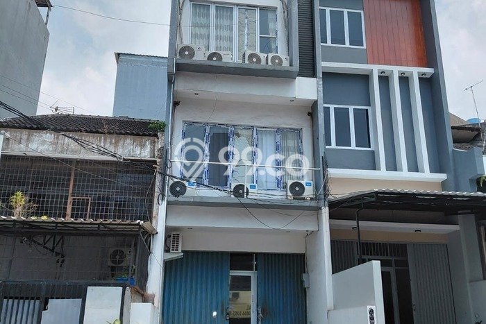 Ruko Bagus Dijual LB 90m2 Lokasi Strategis Jakarta Utara Area Cocok untuk Berbisnis Ruko Bagus Dijual LB 90m2 Lokasi Strategis Jakarta Utara Area Cocok untuk Berbisnis