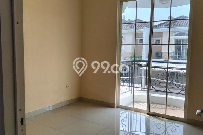 Jual Rumah Luas Elegan Dengan View Cantik di Green Lake City, Jakarta Barat Jual Rumah Luas Elegan Dengan View Cantik di Green Lake City, Jakarta Barat