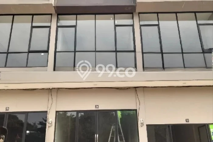 Lokasi Strategis! Dijual Ruko Bisnis di Sawangan, Depok Kondisi Baik Lokasi Strategis! Dijual Ruko Bisnis di Sawangan, Depok Kondisi Baik