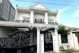 For Sale! Luxury House LT 205m2 Desain Modern di Pondok Gede For Sale! Luxury House LT 205m2 Desain Modern di Pondok Gede