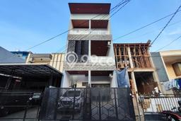 Dijual Hunian Mewah dengan Fasilitas Sekitar Komplit di Kelapa Gading, Jakarta Utara Dijual Hunian Mewah dengan Fasilitas Sekitar Komplit di Kelapa Gading, Jakarta Utara