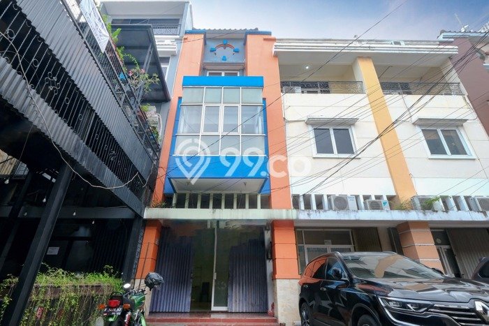 Ruko Dijual di Prime Area Jakarta Selatan Luas 200m2 Ruko Dijual di Prime Area Jakarta Selatan Luas 200m2