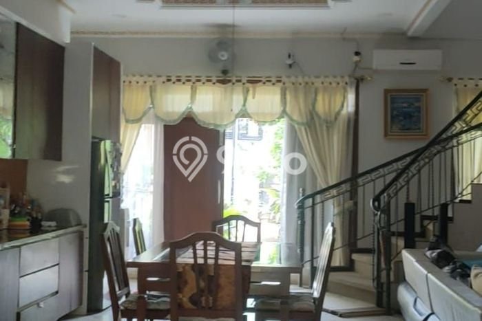 Hot Offer Hunian Mewah Ideal dan Luas di Cinere, Depok Hot Offer Hunian Mewah Ideal dan Luas di Cinere, Depok