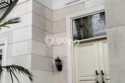 Ready to Use! Luxury House LT 503m2 Desain Elegan di Cipete Ready to Use! Luxury House LT 503m2 Desain Elegan di Cipete