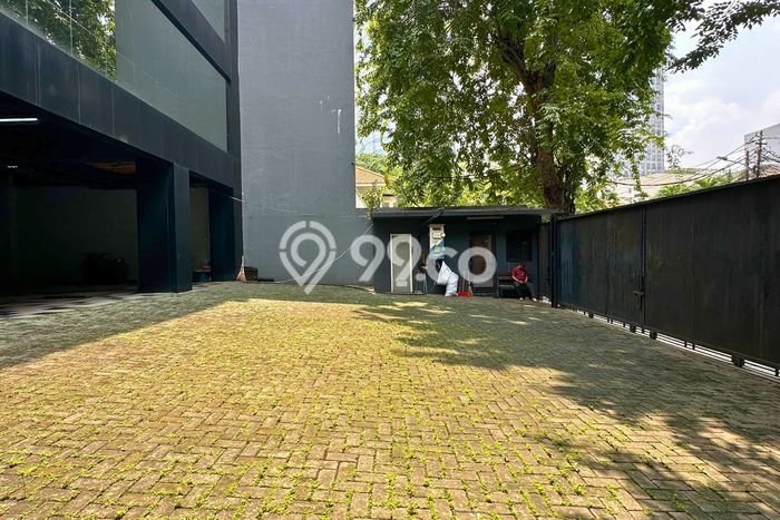 Unit Kantor Dijual di Jakarta Pusat LT 786m2 & LB 2329m2 Unit Kantor Dijual di Jakarta Pusat LT 786m2 & LB 2329m2