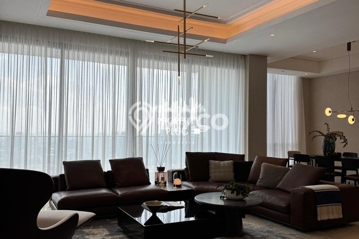 PREMIUM CHOICE! Apartemen Kawasan Karet, 3 KT, Luas 251m², Lokasi Premium, Fasilitas Lengkap PREMIUM CHOICE! Apartemen Kawasan Karet, 3 KT, Luas 251m², Lokasi Premium, Fasilitas Lengkap