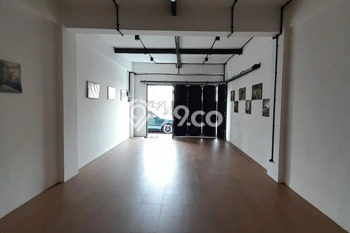 Ruko Dijual di Depok LT 57m2 & LB 197m2 Lokasi Terbaik! Ruko Dijual di Depok LT 57m2 & LB 197m2 Lokasi Terbaik!