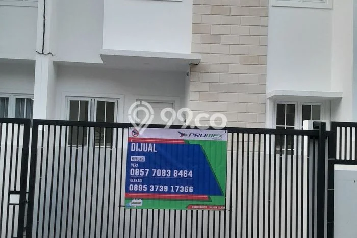 Jual Rumah Eksklusif 3 KT di Cirendeu, Jakarta Selatan Jual Rumah Eksklusif 3 KT di Cirendeu, Jakarta Selatan