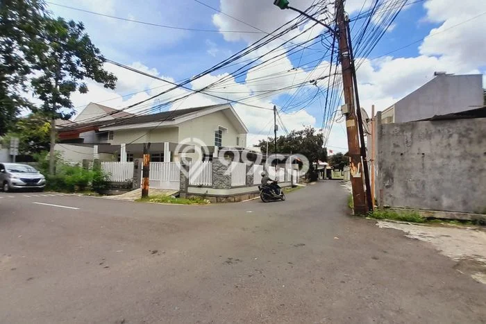 Tanah di Cipinang, Jakarta Timur Luas 210m2 Dijual Segera Tanah di Cipinang, Jakarta Timur Luas 210m2 Dijual Segera