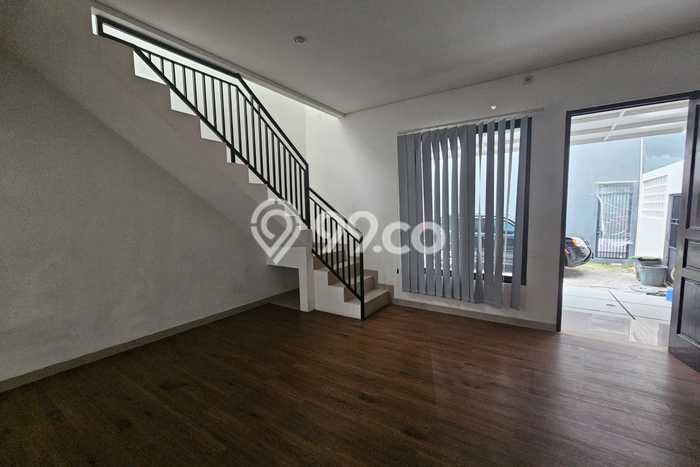 Rumah Modern Minimalis 2 KT Bisa Langsung Pindah di Cimanggis Rumah Modern Minimalis 2 KT Bisa Langsung Pindah di Cimanggis
