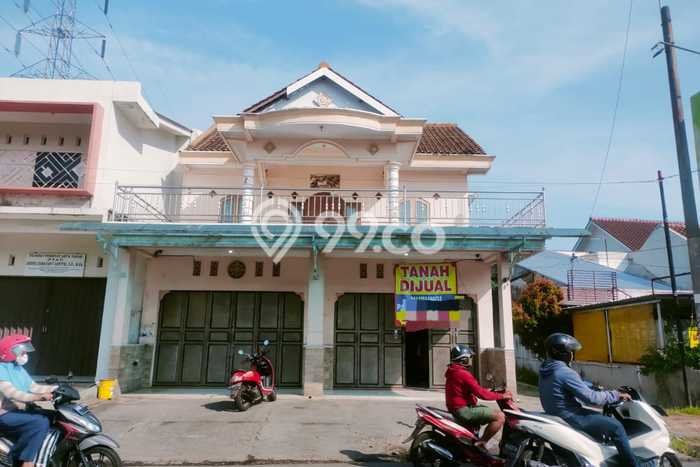 Ruko Bagus LT 141m2 LB 176m2 Dijual di Banyudono Boyolali Ruko Bagus LT 141m2 LB 176m2 Dijual di Banyudono Boyolali