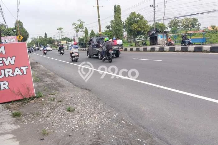 Lokasi Strategis! Dijual Ruko Bisnis di Klaten Utara, Klaten Kondisi Bagus Lokasi Strategis! Dijual Ruko Bisnis di Klaten Utara, Klaten Kondisi Bagus