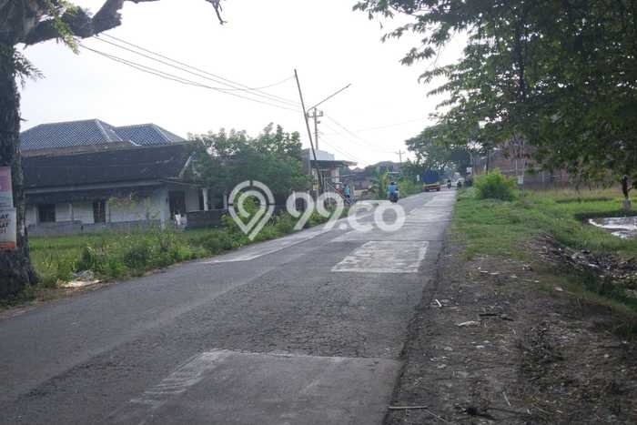 Kavling Tanah Dijual di Wonosari, Klaten, Luas 2066m2 Area Strategis Kavling Tanah Dijual di Wonosari, Klaten, Luas 2066m2 Area Strategis
