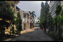 For Sale! Premium House LT 330m2 Desain Modern di Kemang For Sale! Premium House LT 330m2 Desain Modern di Kemang
