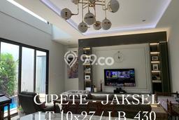 Ready to Use! Luxury House LT 270m2 Desain Modern di Cipete Ready to Use! Luxury House LT 270m2 Desain Modern di Cipete