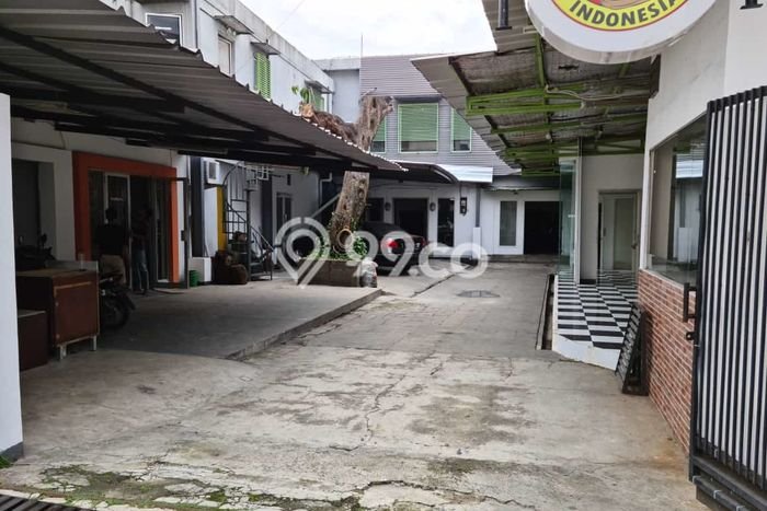 Komersial Bagus LT 446m2 LB 375m2 Dijual di Kebayoran Baru Jakarta Selatan Komersial Bagus LT 446m2 LB 375m2 Dijual di Kebayoran Baru Jakarta Selatan