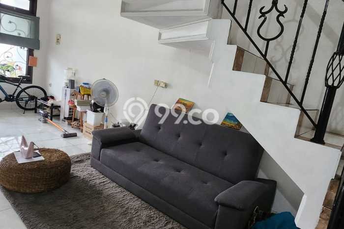 Rumah Luxury Modern Siap Huni di Bendungan Hilir Jakarta Pusat Rumah Luxury Modern Siap Huni di Bendungan Hilir Jakarta Pusat