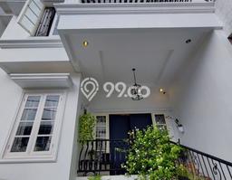 Dijual Rumah Mewah Megah Dengan View Eksklusif di Ragunan, Jakarta Selatan Dijual Rumah Mewah Megah Dengan View Eksklusif di Ragunan, Jakarta Selatan