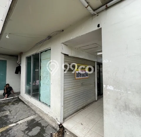 Disewakan Komersial di Kawasan Ramai Kalibata Luas 9m2 Disewakan Komersial di Kawasan Ramai Kalibata Luas 9m2