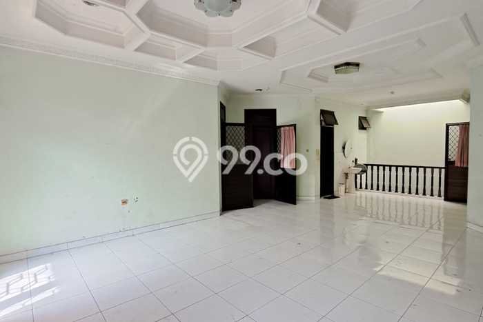 Rumah Luxury Modern Siap Huni di Pluit Jakarta Utara Rumah Luxury Modern Siap Huni di Pluit Jakarta Utara