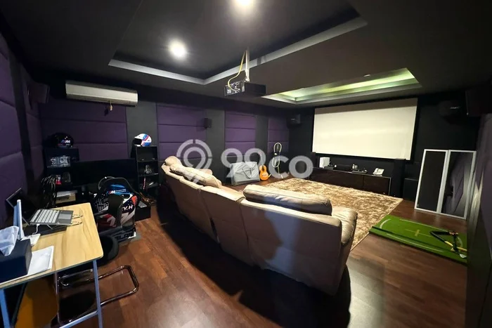 Jual Rumah Mewah Elegan Dengan View Cantik di Pantai Indah Kapuk, Jakarta Utara Jual Rumah Mewah Elegan Dengan View Cantik di Pantai Indah Kapuk, Jakarta Utara