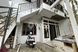 Rumah Luxury Modern Tanpa Renovasi di Radio Dalam Jakarta Selatan Rumah Luxury Modern Tanpa Renovasi di Radio Dalam Jakarta Selatan