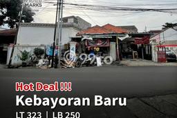 Siap Huni Rumah Mewah 5 Kamar di Kebayoran Baru Dekat ke Mana Pun Siap Huni Rumah Mewah 5 Kamar di Kebayoran Baru Dekat ke Mana Pun