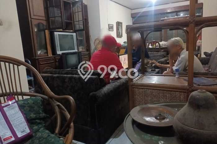 Rumah Elit Modern Siap Huni di Pondok Indah Jakarta Selatan Rumah Elit Modern Siap Huni di Pondok Indah Jakarta Selatan