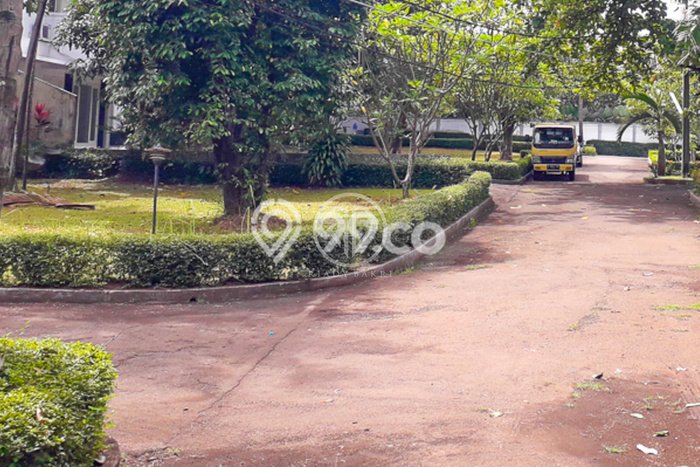 Lahan Dijual Lokasi Strategis di Jakarta Selatan dengan Luas 10400m2 Lahan Dijual Lokasi Strategis di Jakarta Selatan dengan Luas 10400m2
