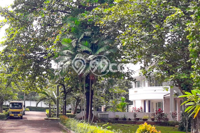 Lahan Dijual Lokasi Strategis di Jakarta Selatan dengan Luas 10400m2 Lahan Dijual Lokasi Strategis di Jakarta Selatan dengan Luas 10400m2