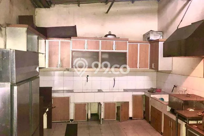 Untuk Dijual! Ruko di Margonda Depok LT 112m2 / LB 144m2 Kawasan Strategis Untuk Dijual! Ruko di Margonda Depok LT 112m2 / LB 144m2 Kawasan Strategis