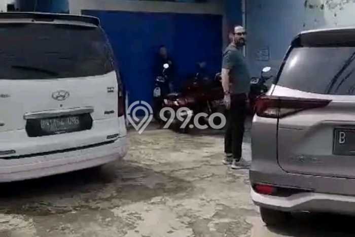 Gudang Bagus Dijual LB 1700m2 Lokasi Strategis Tangerang Area Cocok untuk Berbisnis Gudang Bagus Dijual LB 1700m2 Lokasi Strategis Tangerang Area Cocok untuk Berbisnis