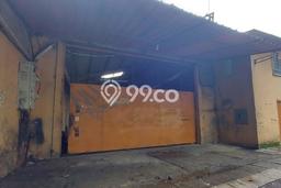 Gudang Disewa di Tangerang dengan LB 450m2 Area Komersial Ramai Gudang Disewa di Tangerang dengan LB 450m2 Area Komersial Ramai