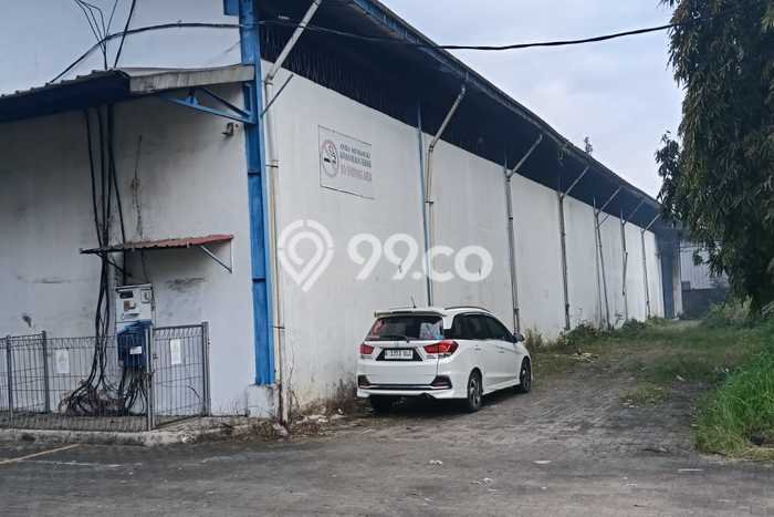 Disewakan Gudang di Kawasan Ramai Jatake Luas 1242m2 Disewakan Gudang di Kawasan Ramai Jatake Luas 1242m2