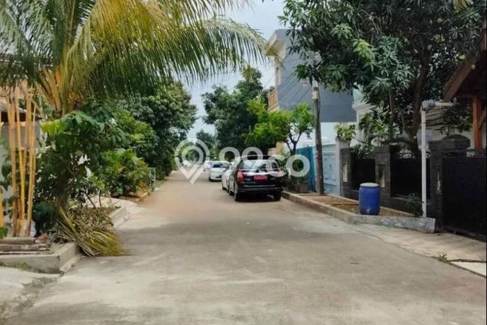 Hunian Cantik Modern Lb 300m2 di Karawaci, Tangerang Hunian Cantik Modern Lb 300m2 di Karawaci, Tangerang