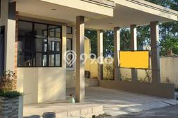 Dijual Cepat Rumah Bagus Siap Huni LB 250m2 di Tingkir, Salatiga Dijual Cepat Rumah Bagus Siap Huni LB 250m2 di Tingkir, Salatiga