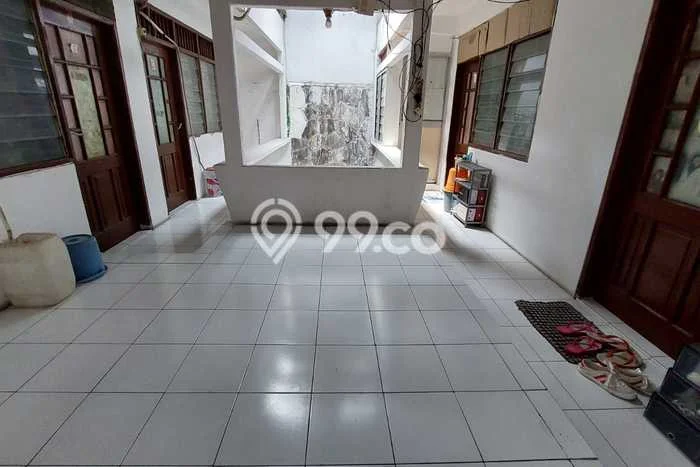 Rumah Kost Dijual Lokasi Grogol Petamburan, Jakarta Barat, 34 Kamar Tidur, 25 Kamar Mandi, 250m2 Rumah Kost Dijual Lokasi Grogol Petamburan, Jakarta Barat, 34 Kamar Tidur, 25 Kamar Mandi, 250m2