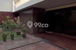 KESEMPATAN EMAS! Rumah di Mangga Besar, Jakarta Barat, Luas 403m² Bangunan 500m² KESEMPATAN EMAS! Rumah di Mangga Besar, Jakarta Barat, Luas 403m² Bangunan 500m²