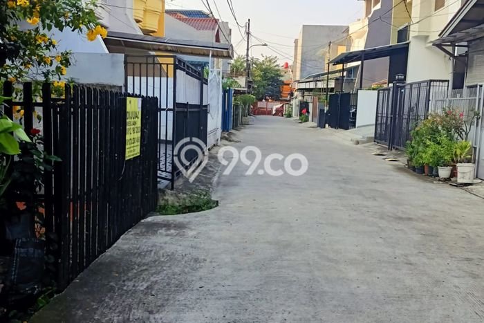 For Sale Rumah 3 Kamar Lokasi Strategis Bagus dan Strategis di Kelapa Gading For Sale Rumah 3 Kamar Lokasi Strategis Bagus dan Strategis di Kelapa Gading