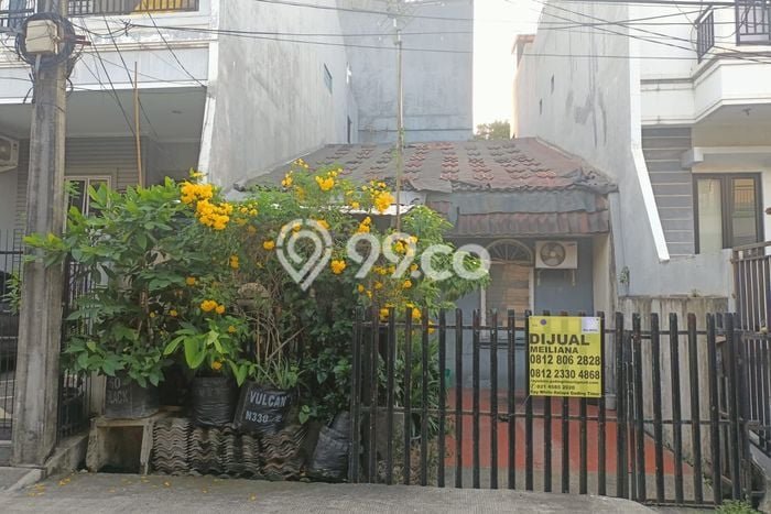 For Sale Rumah 3 Kamar Lokasi Strategis Bagus dan Strategis di Kelapa Gading For Sale Rumah 3 Kamar Lokasi Strategis Bagus dan Strategis di Kelapa Gading