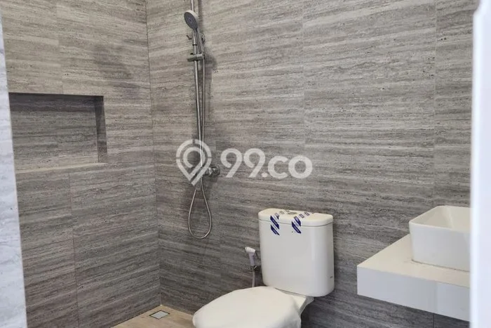 Rumah Modern Minimalis 5 Kamar Bisa Langsung Pindah di Rungkut Rumah Modern Minimalis 5 Kamar Bisa Langsung Pindah di Rungkut