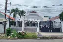 Rumah Cantik Siap Huni Di Gubeng Luas 420m2 Lokasi Strategis Rumah Cantik Siap Huni Di Gubeng Luas 420m2 Lokasi Strategis
