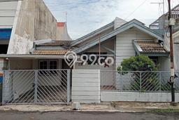 Lokasi strategis! Rumah siap pakai dikontrakkan di Sukolilo LB 125m2 Lokasi strategis! Rumah siap pakai dikontrakkan di Sukolilo LB 125m2