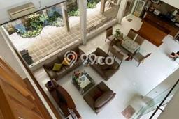 Dijual Rumah Elit Exclusive di Wiyung, Surabaya Dijual Rumah Elit Exclusive di Wiyung, Surabaya