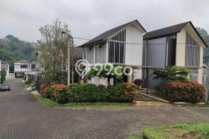 HARGA SPESIAL! Rumah Premium area Dago, Bandung, Luas 198m2m² Bangunan 150m2m² BISA KPR! HARGA SPESIAL! Rumah Premium area Dago, Bandung, Luas 198m2m² Bangunan 150m2m² BISA KPR!