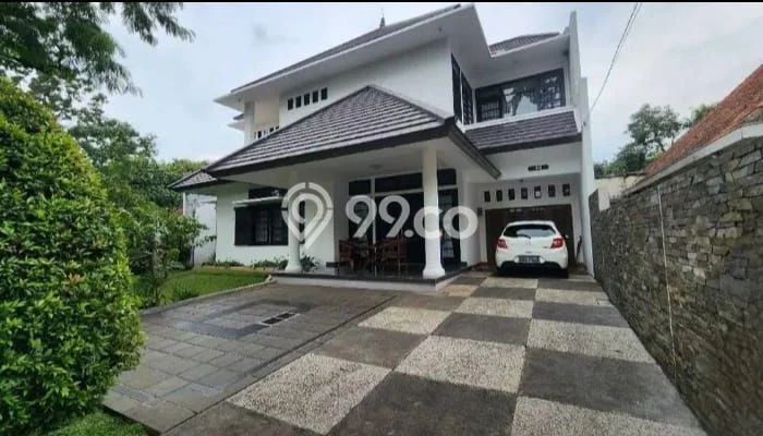 SPECIAL OFFER! Rumah Nyaman area Bandung Wetan, LT 600m2m² LB 800m2m² SPECIAL OFFER! Rumah Nyaman area Bandung Wetan, LT 600m2m² LB 800m2m²