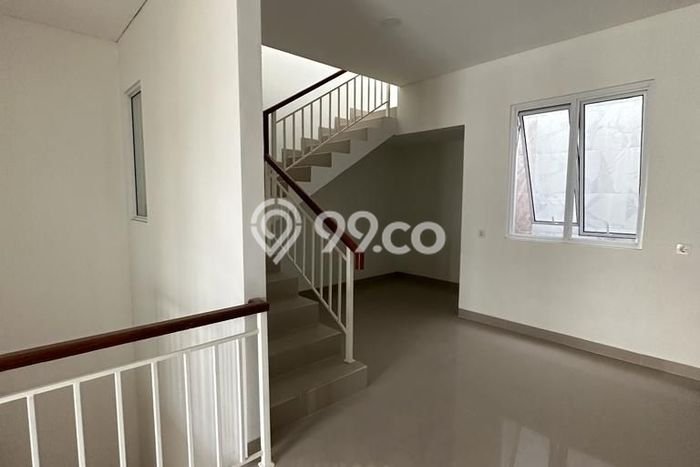 For Sale! Luxury House LT 120m2 Desain Elegan di Gading Serpong For Sale! Luxury House LT 120m2 Desain Elegan di Gading Serpong