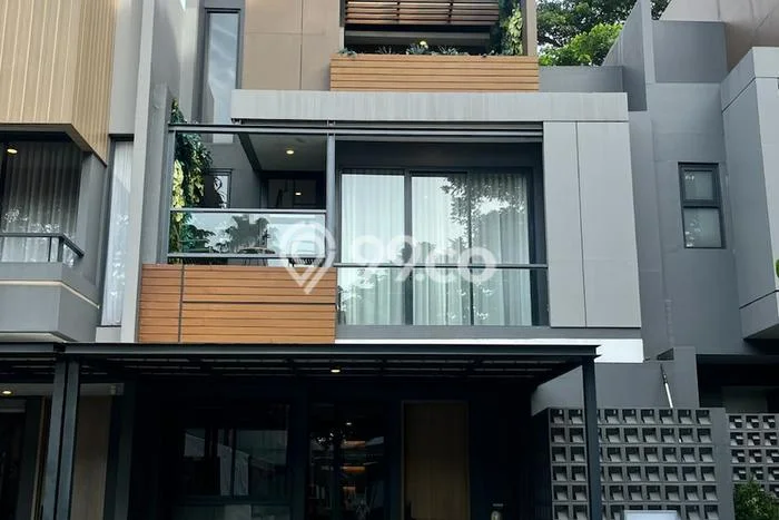 Jual Rumah Bagus Siap Huni LB 144m2 di Pagedangan, Tangerang Jual Rumah Bagus Siap Huni LB 144m2 di Pagedangan, Tangerang