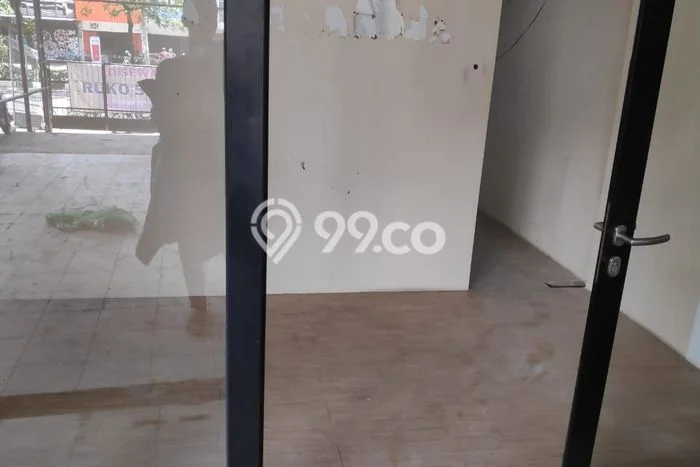 Ruko Strategis Kawasan , Luas 840m2m², Area Komersial, Dekat Jakarta Barat, Jakarta Barat Ruko Strategis Kawasan , Luas 840m2m², Area Komersial, Dekat Jakarta Barat, Jakarta Barat